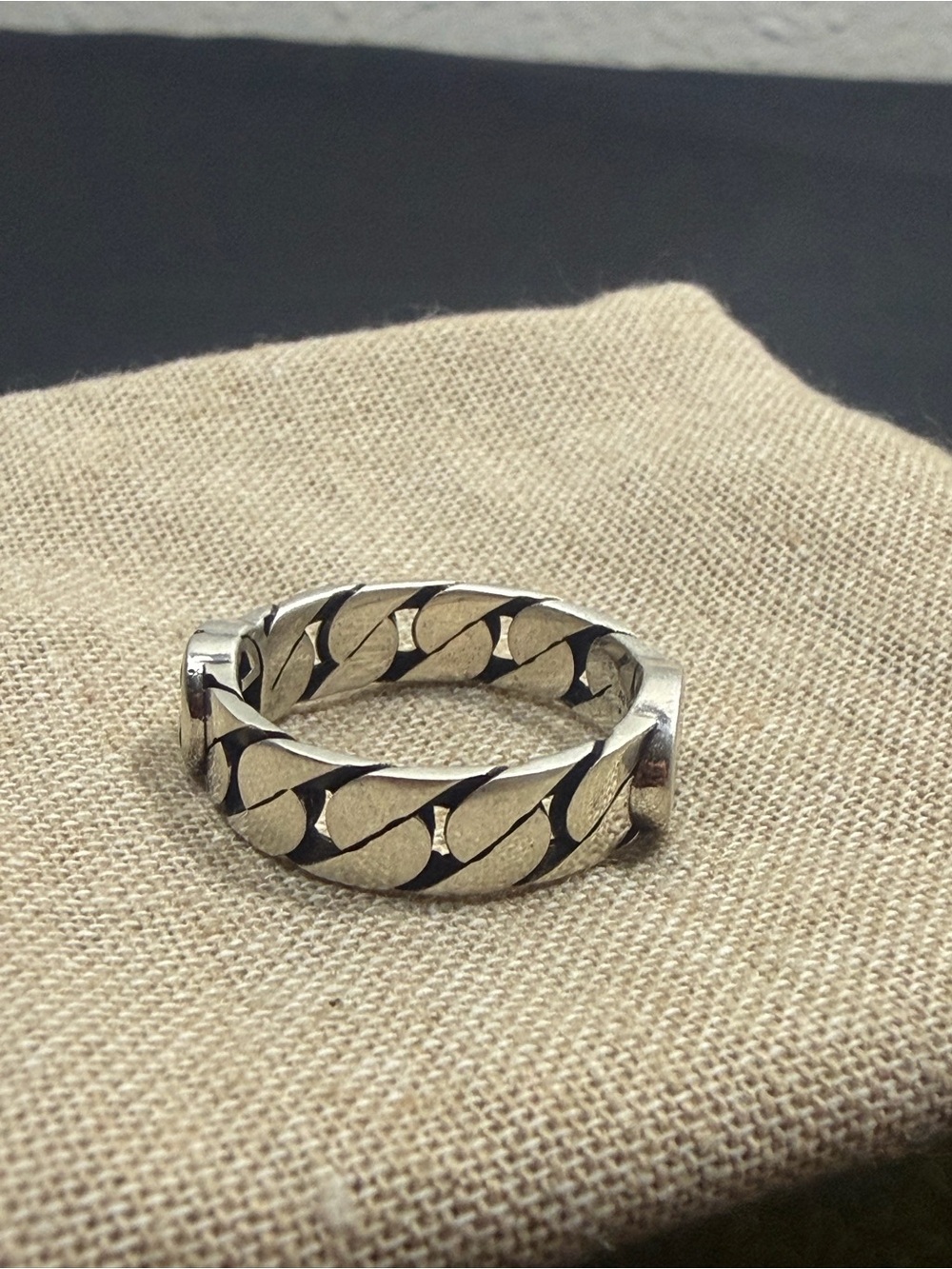 Gucci interlocking G Silver Ring - Picture 4 of 6